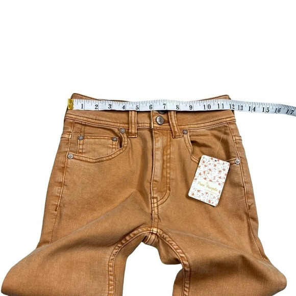 Free People Womens Wild Child Frayed Skinny Jeans Camel Size 24 - Picture 11 of 16